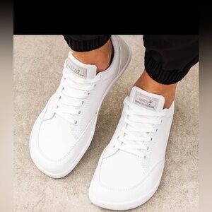 Splay Freestyle Leather barefoot sneaker pearl